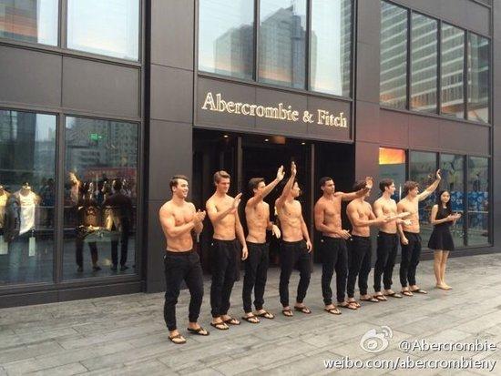 A&F在中国被推迟是因为没有肌肉男模特吗？