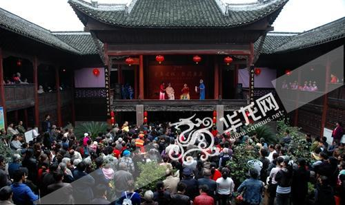 湖广会馆唱大戏。铜梁区委宣传部供图 华龙网发
