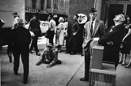 永远斜拍的大师-维诺格兰德：美国退伍军人大会，1964年