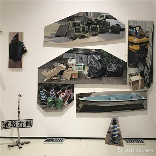 　　倪超然 《In Place， Out of Place》 &nbsp;尺寸可变&nbsp;指导老师：熊莉钧