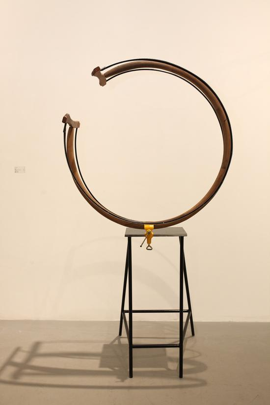 于洋丨锯丨黑胡桃、现成品锯丨650x560x350丨2016