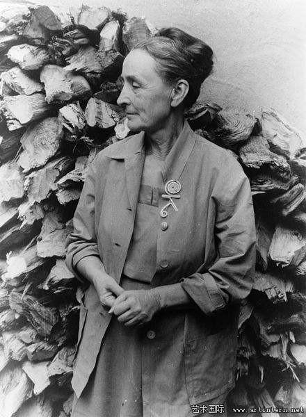 艺术家乔治亚奥基弗（Georgia O’Keeffe）