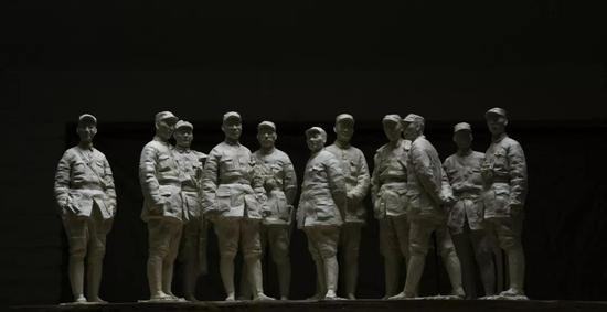 《太行山》白铜，134x41x53cm，2009