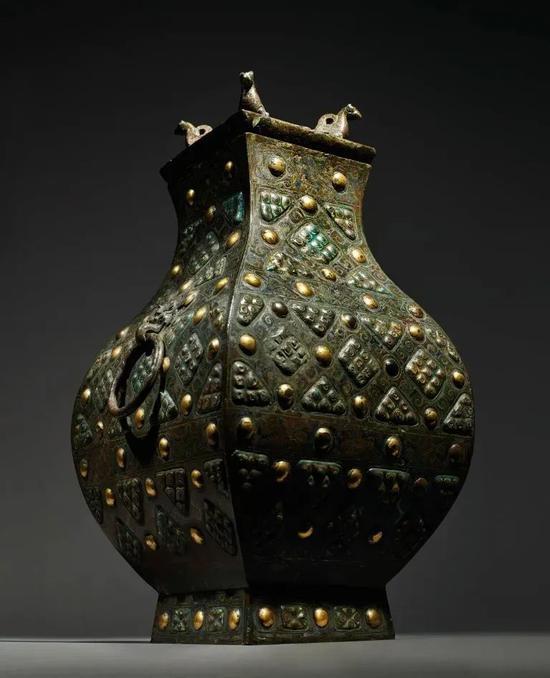 纽约亚洲艺术周战国青铜琉璃方壶成交五千多万元_手机新浪网