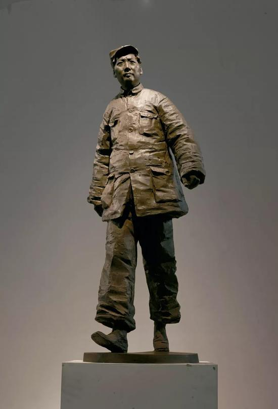 《走我们自己的路》玻璃钢着色，83×83×198cm，2008