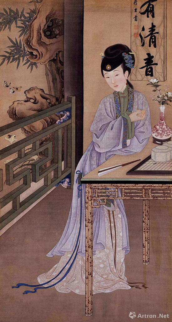 《十二美人图》之《消夏赏蝶》