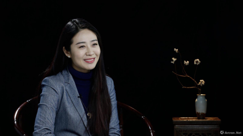 德基美术馆馆长艾琳