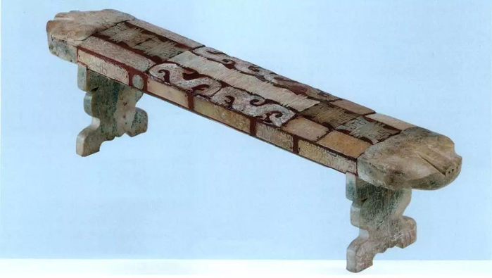 食官监玉枕  公元前2世纪