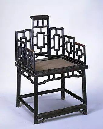 乌木七屏卷书式扶手椅 高82.5cm，长52cm，宽41cm