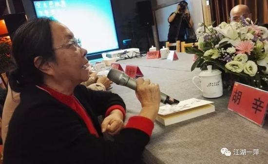 著名作家、《彭友善传》作者胡辛