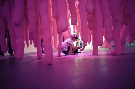┇&nbsp;麓湖·A4美术馆 iSTART儿童艺术节 “没大没小的世界”主题展