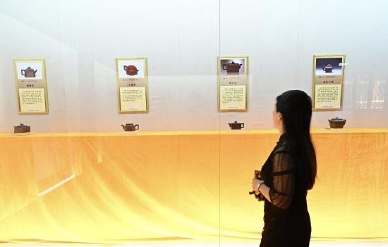 孔小明紫砂艺术作品展在宁波开幕