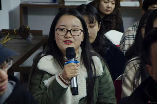 曲阜师范大学美术学院学生与艺术家现场互动
