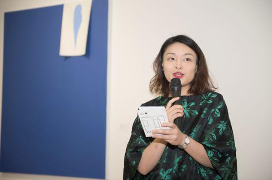 策展人 吴宇翔女士发言