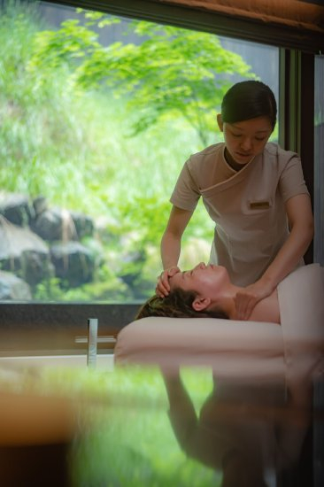 丽思卡尔顿水疗中心护理