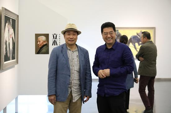 艺术家高振宇、策展人李大钧