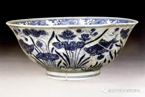 明 宣德 景德镇窑 青花海水鱼藻纹撇口碗 景德镇陶瓷考古研究所