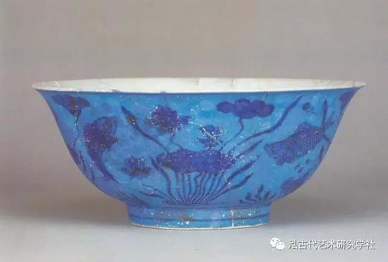 明 宣德 景德镇窑 孔雀蓝釉罩青花鱼藻纹撇口碗 景德镇陶瓷考古研究所