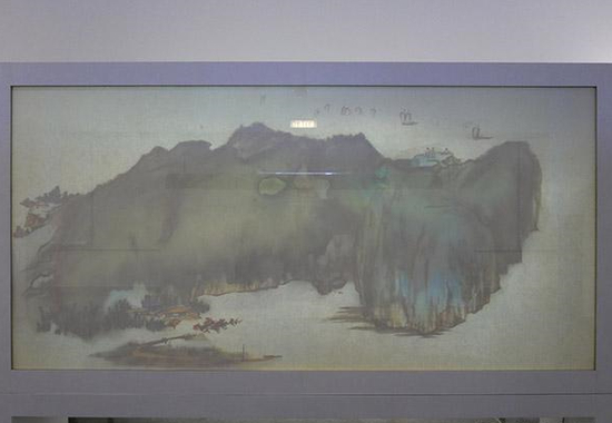 徐冰《背后的故事：浮恋暖翠图》2018年