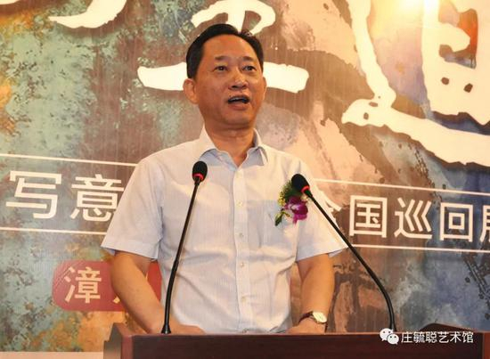 中共漳州市委常委、宣传部长刘伟泽代表主办方致辞