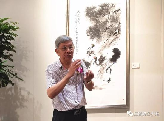 福州大学美术学院郑景贤教授高度评价庄毓聪大写意作品
