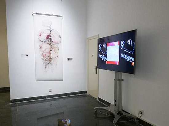 安尼塔·格莱斯塔 Anita Glesta 《脉搏》，多媒体装置（影片与水彩画） 尺寸可变，2018年