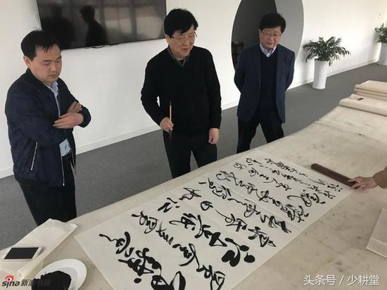 挥就作品
