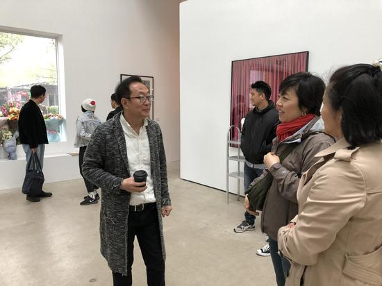 “有趣的诞生:一场艺术家的独白”刘军个展开幕_手机新浪网