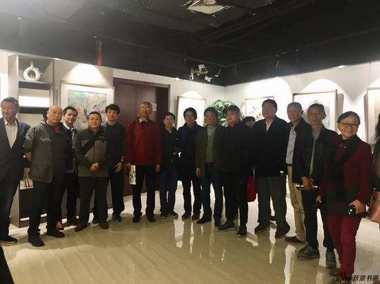 南京市花鸟画研究会部分艺术家合影