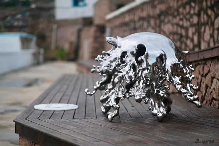 《共境-慢先生》 Shared environment - MrSlow 不锈钢&nbsp; Stainless steel 96x100x70cm 2020