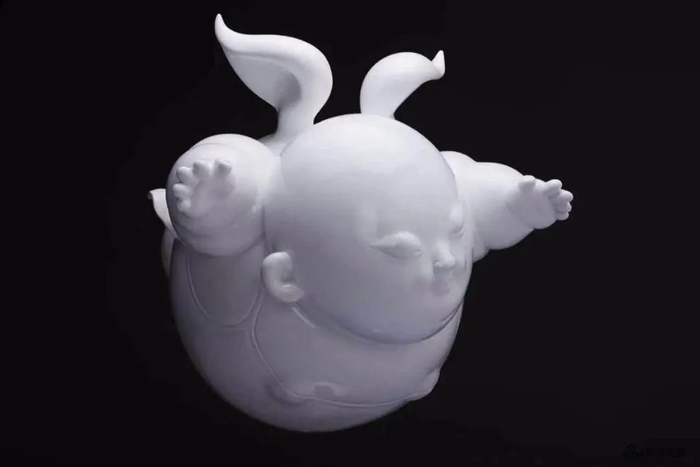 《梦想归来NO.3》Dreams Return No.3 -玻璃钢 Fiberglass 50×42×44cm 2010