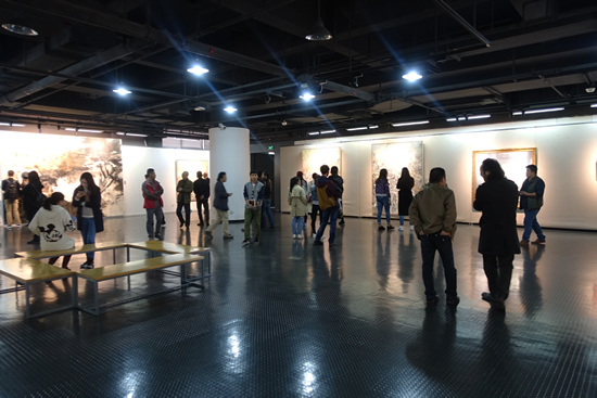 “后学院——八大美院油画研究展”展览现场