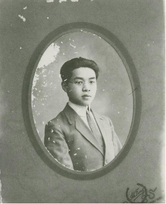 18岁的刘海粟