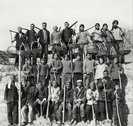 老照片二：70年代的中国农村