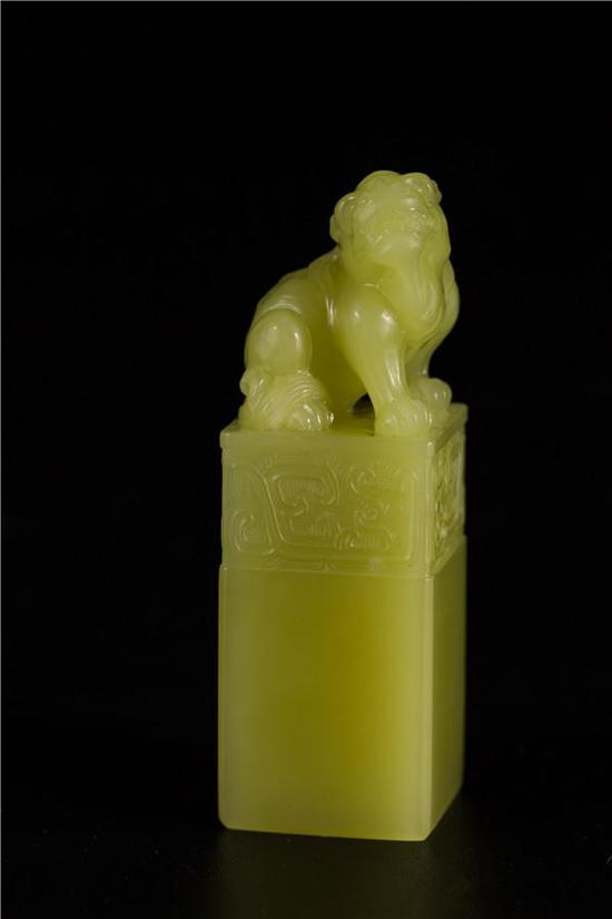 古兽博古钮灯光冻