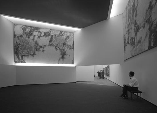第三届文献展，山姆-·弗朗西斯展厅，196，由文献展资料馆、君特·贝克提供