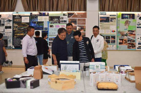 上海商学院艺术设计学院2017届优秀毕业设计作品展 展览现场