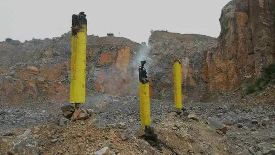 《三柱高香》朱新战 朱其 释源杰作品