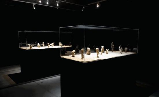 诸趣之一、诸趣之二　黏土、木材、麻绳　2012， 2017