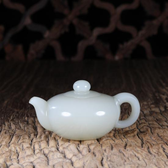 02202杨光 和田玉籽料把把壶