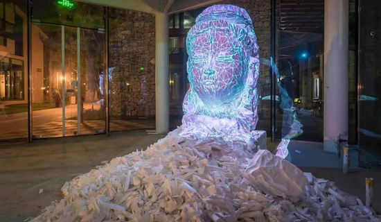 曾晨作品《流》