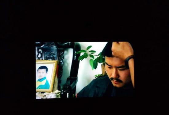 野狗芳芳 《把你的儿子还给你》 高清视频(截图) 13分27秒 2017