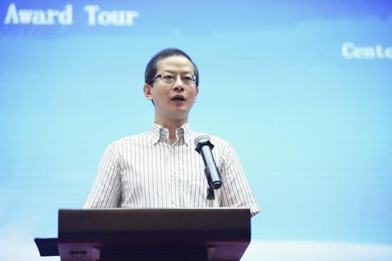 文化部外联局副局长郑浩