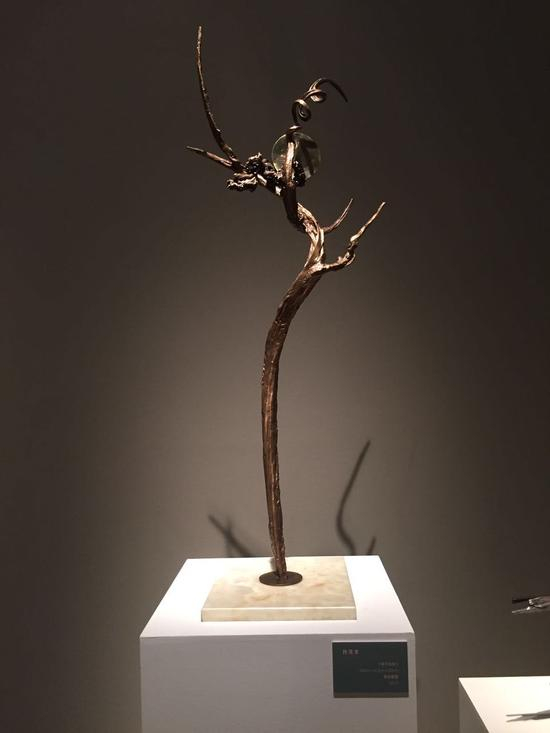 明月别枝 130x42x30cm 青铜 2016