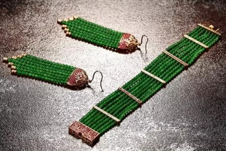 手链、耳坠平铺图