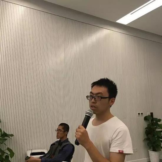 读书沙龙策划人石皓致辞
