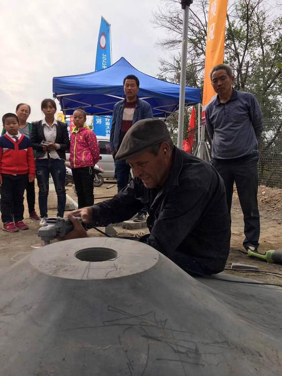 斯蒂芬·伍德沃德工作照