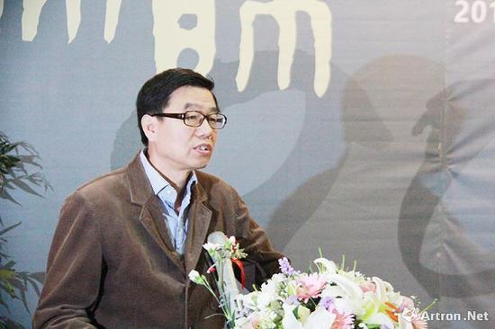 著名文化学者王鲁湘致辞