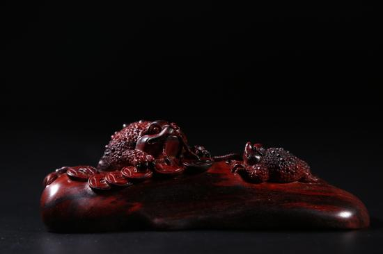 吉龙款情境式小品 招财金蟾雕件