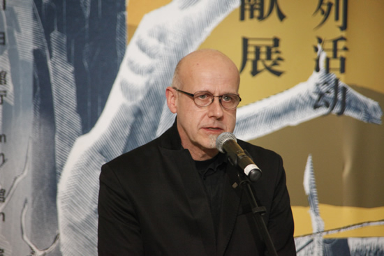比利时安特卫普美术学院版画系主任、国际学院版画联盟委员、分策展人皮特·博斯蒂尔